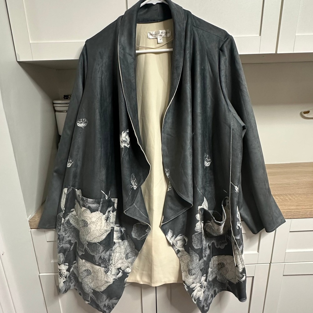 Chelsea & Theodore Womens 1X Faux Suede Floral Print Open Front Waterfall Jacket